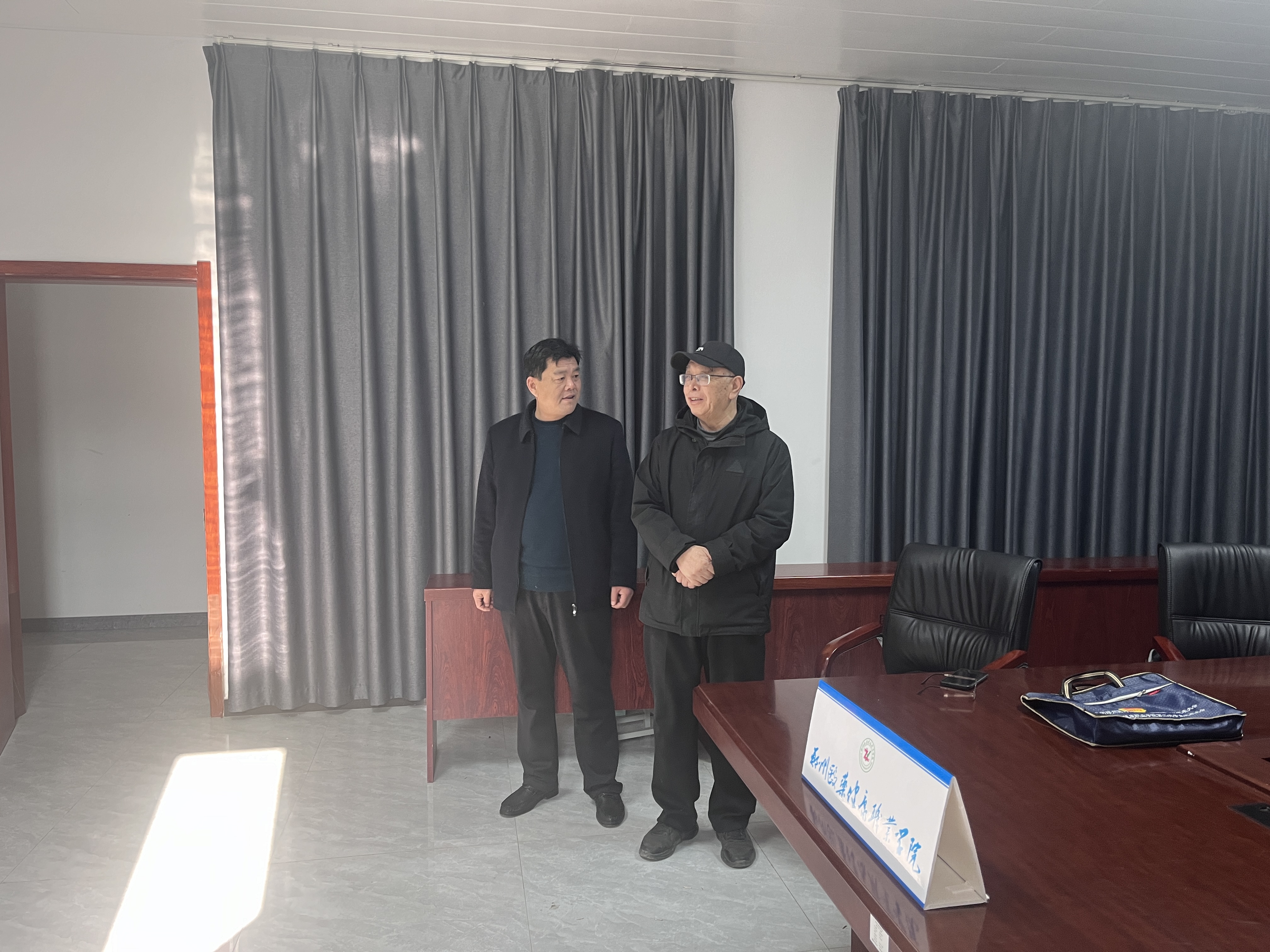 图4.jpg